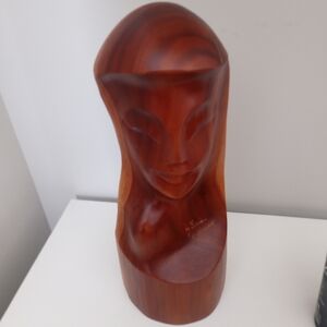 Vintage wooden Hawaiian hand carved statue